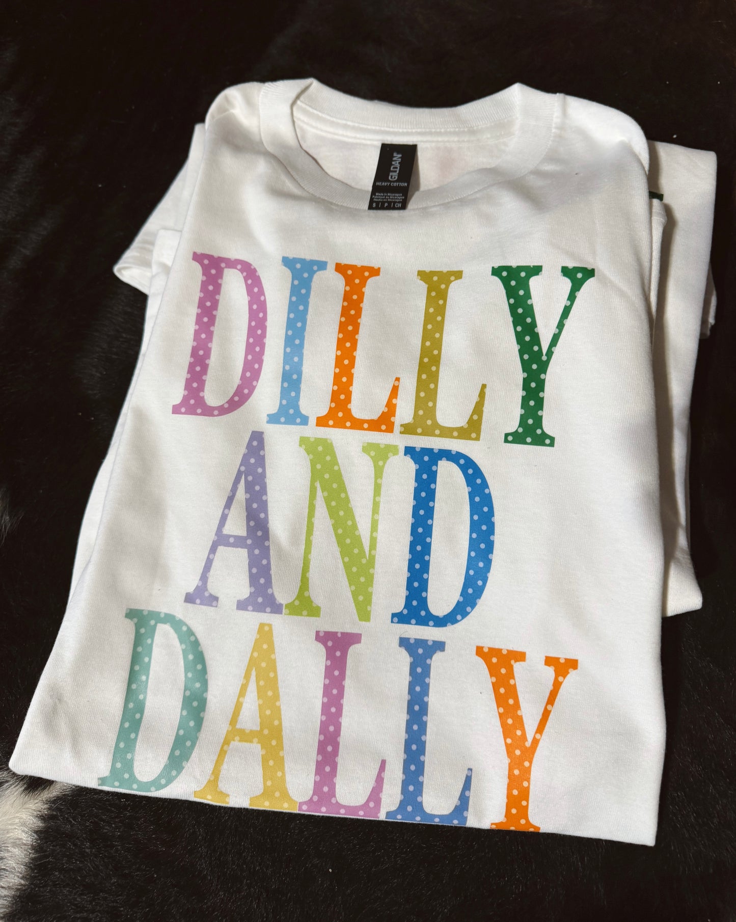Dilly Dally Tee